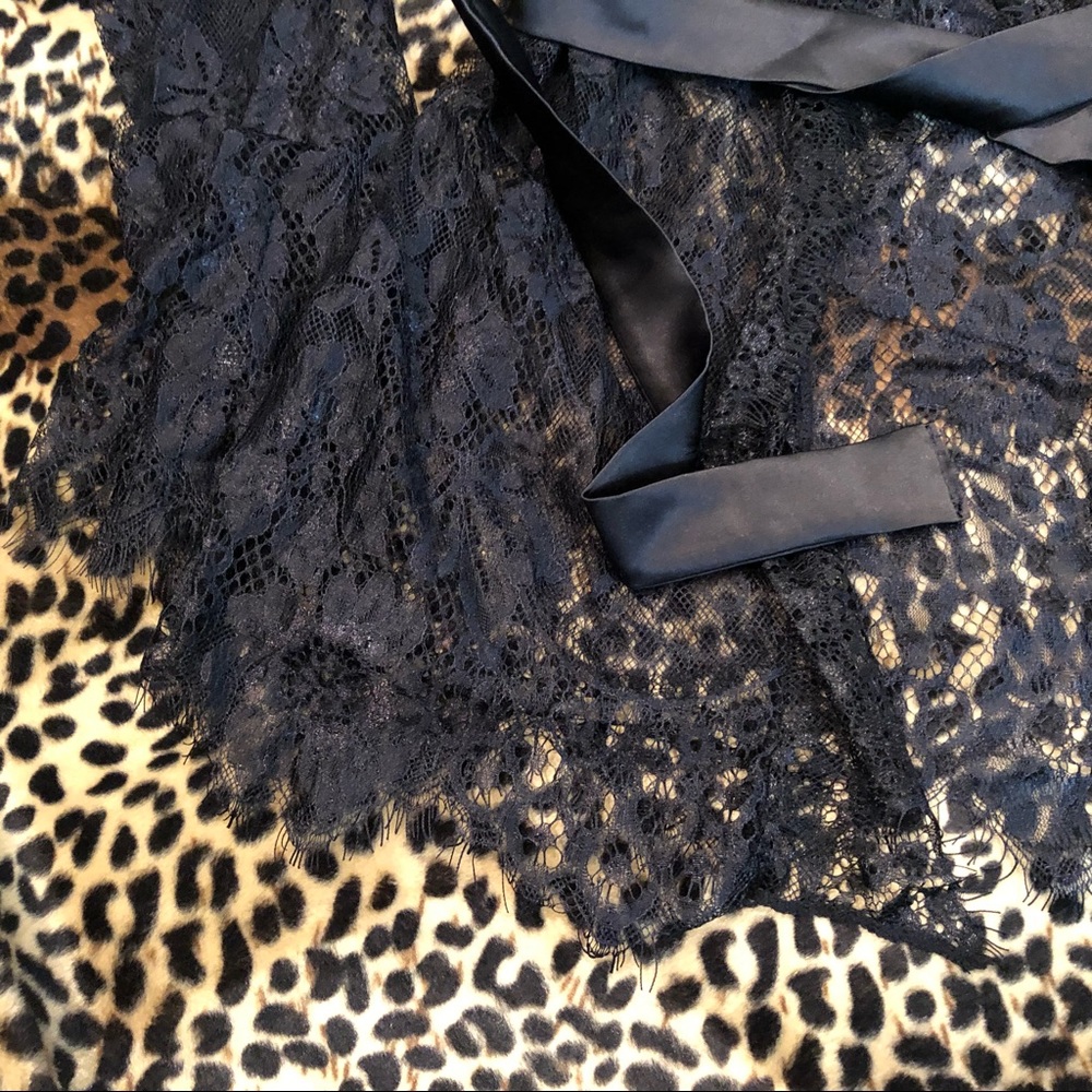 Floral Lace Robe NWOT - Picture 4 of 4